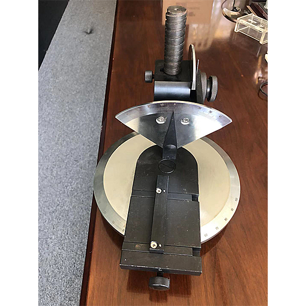 掌握核心技能,成為電工行業(yè)精英:電工實(shí)訓(xùn)臺的價(jià)值(圖1) 掌握核心技能,成為電工行業(yè)精英:電工實(shí)訓(xùn)臺的價(jià)值(圖1)